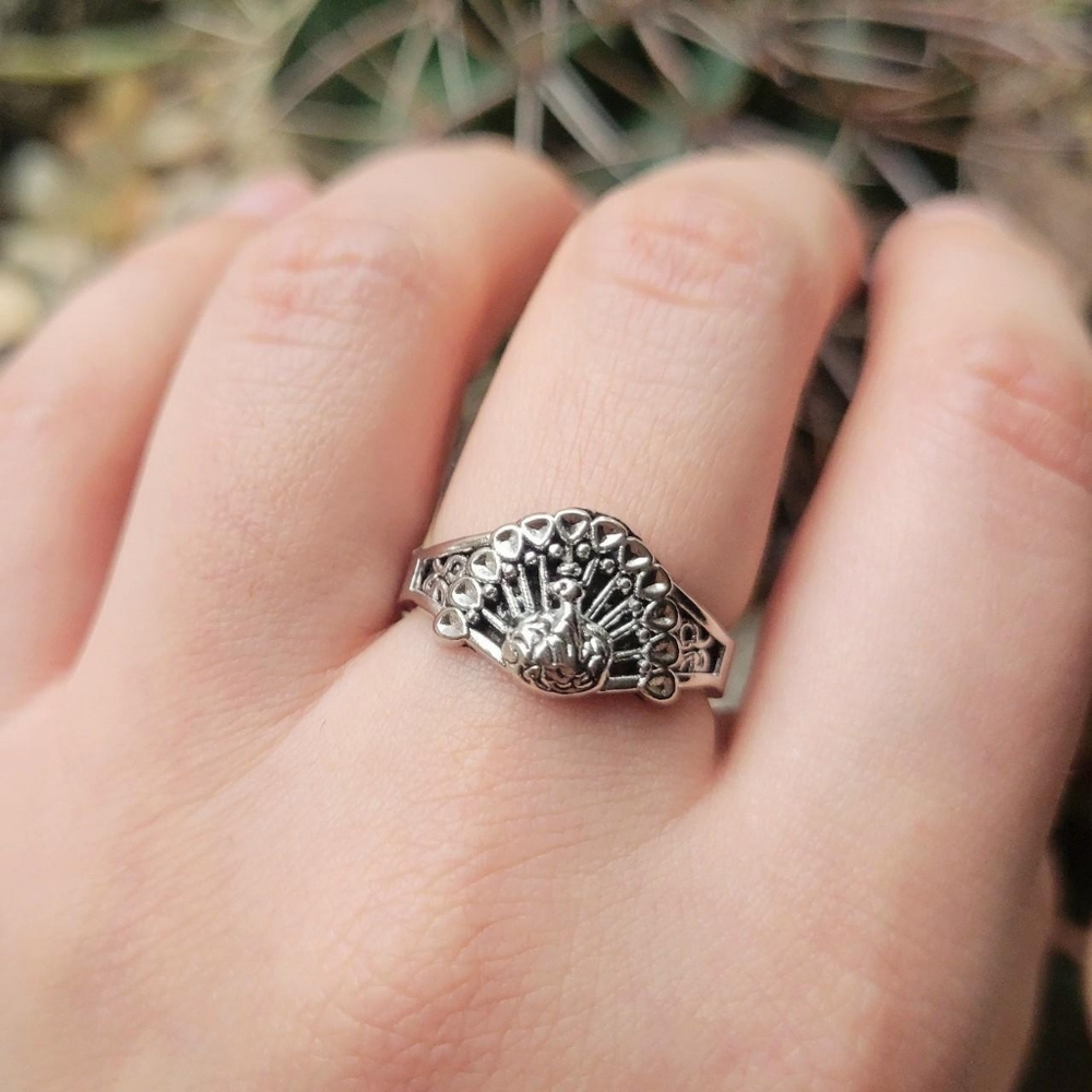Classic Silver Peacock Ring, size 7.5
